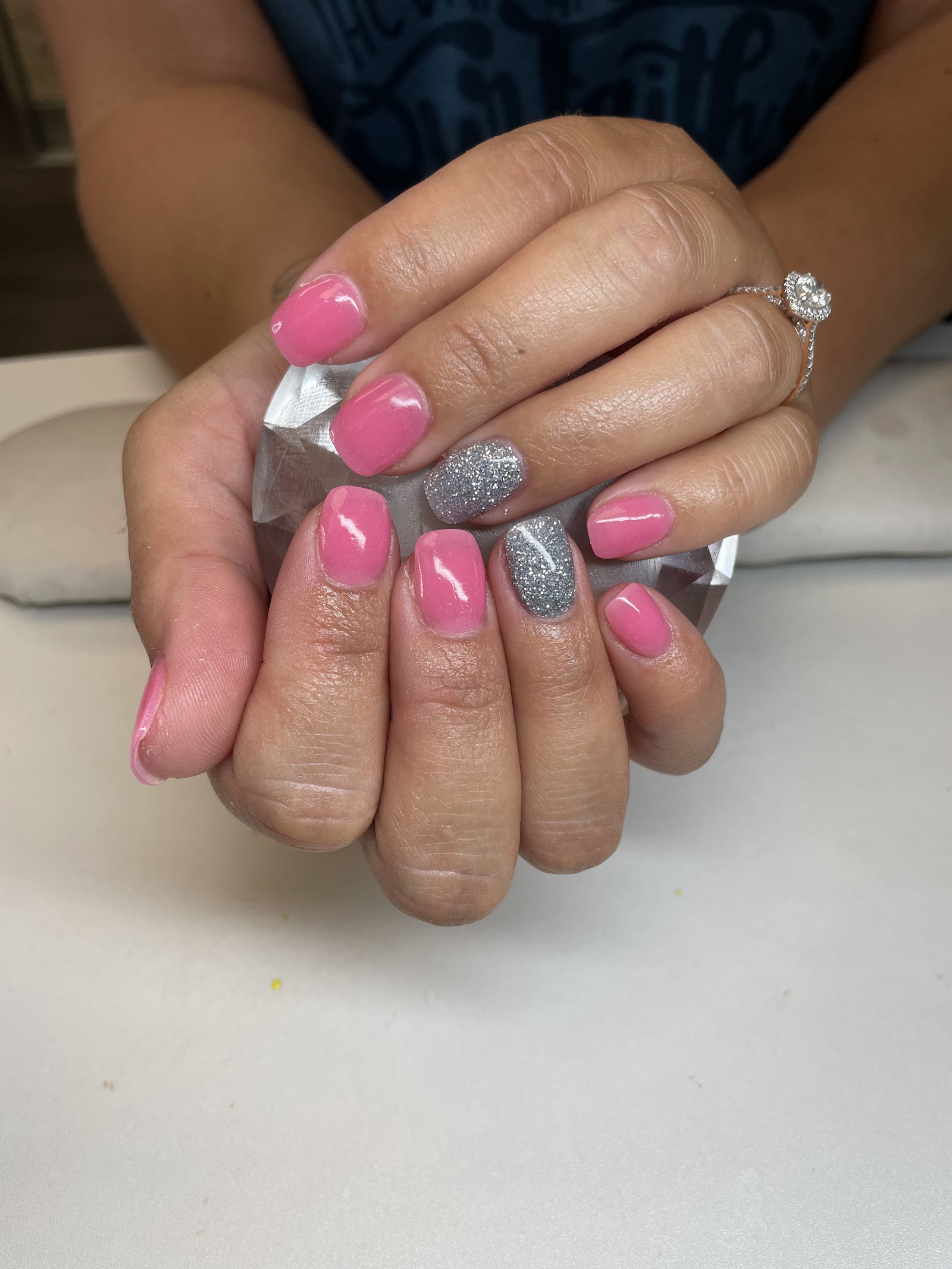 The Nail and Lash Room nail photo 2